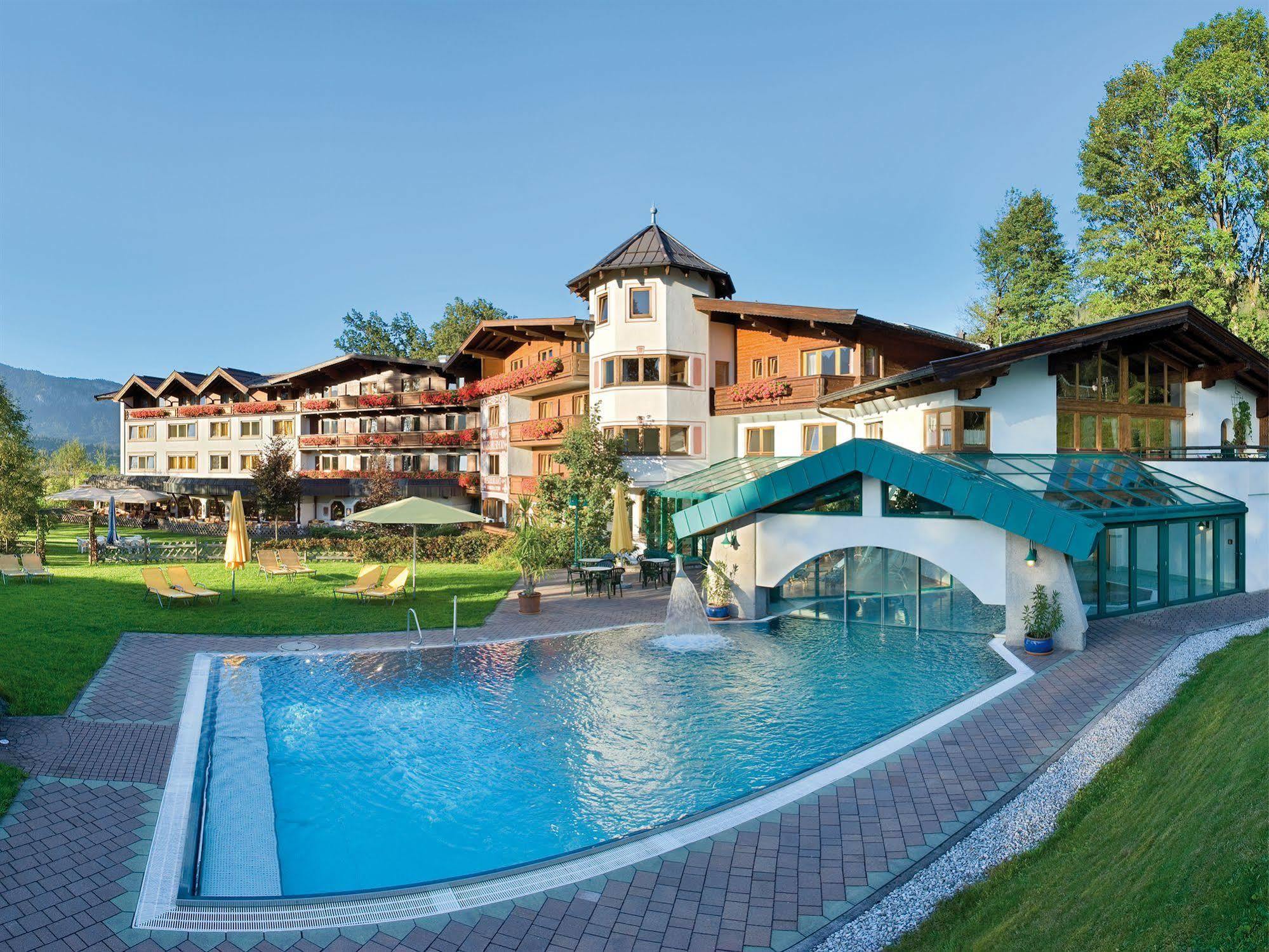 Erlebnishotel Kitzbuehler Horn Oberndorf en Tyrol Extérieur photo